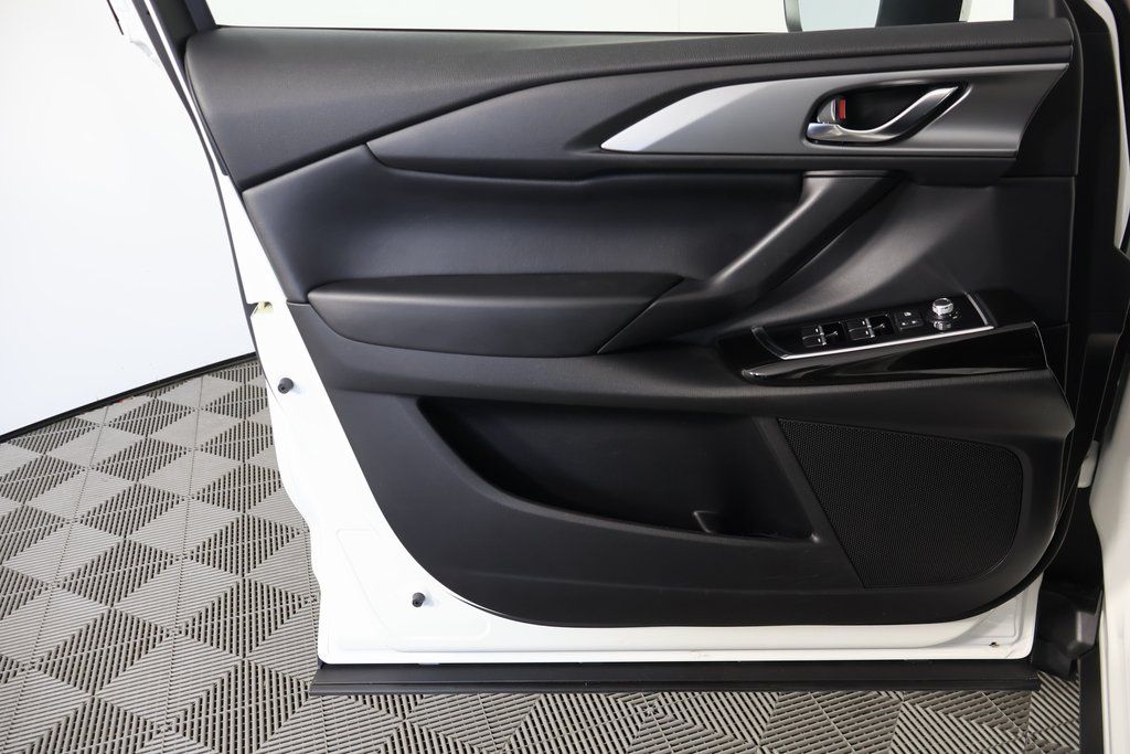 Thumbnail: 2023 Mazda CX-9 - 12