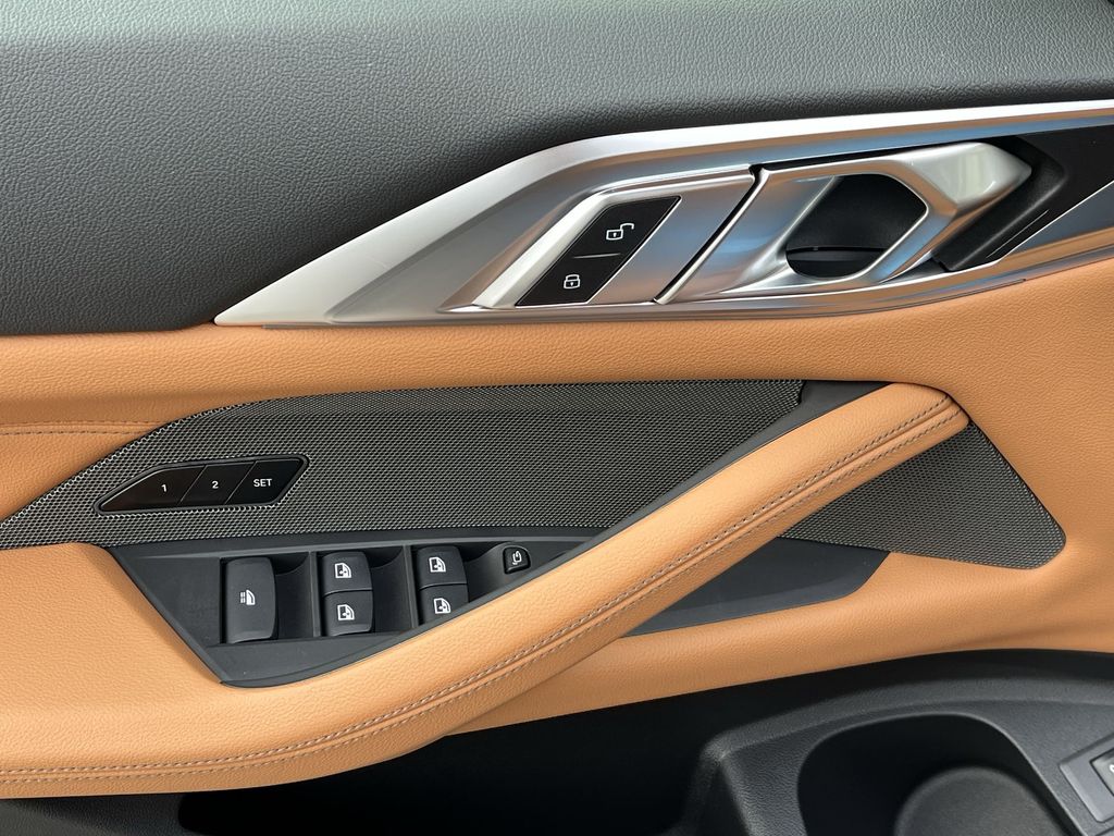 Thumbnail: 2026 BMW 4 Series - 13