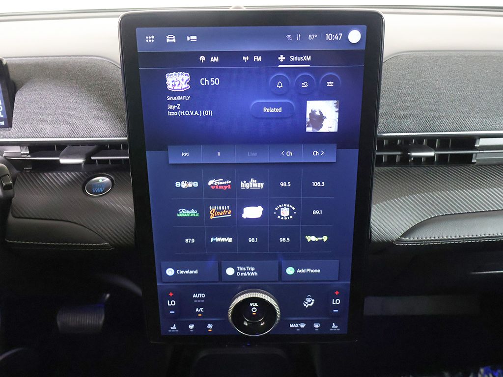 Used 2023 White Ford Premium image 46