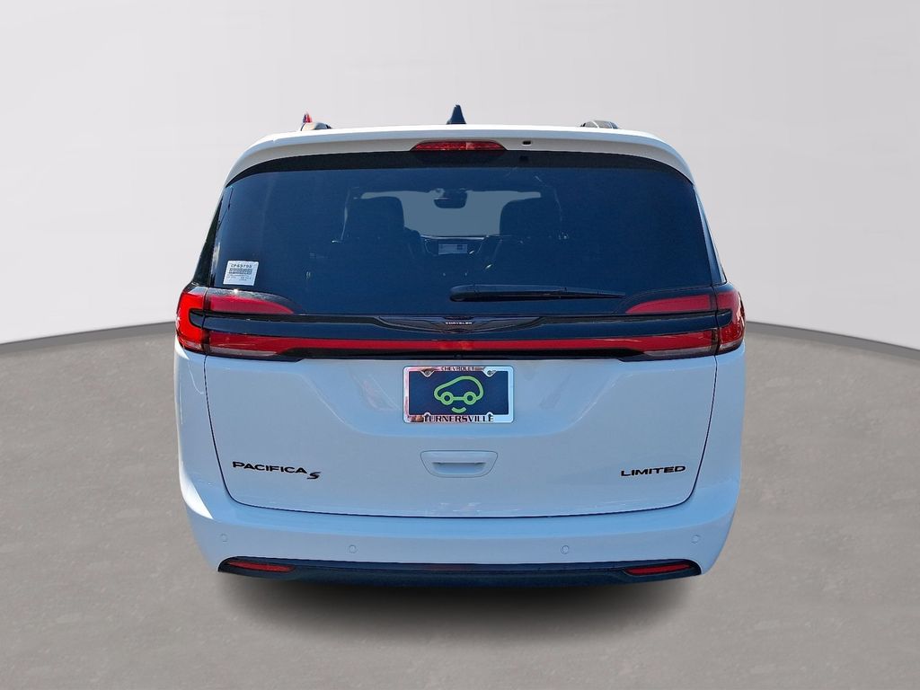 Thumbnail: 2025 Chrysler Pacifica - 5