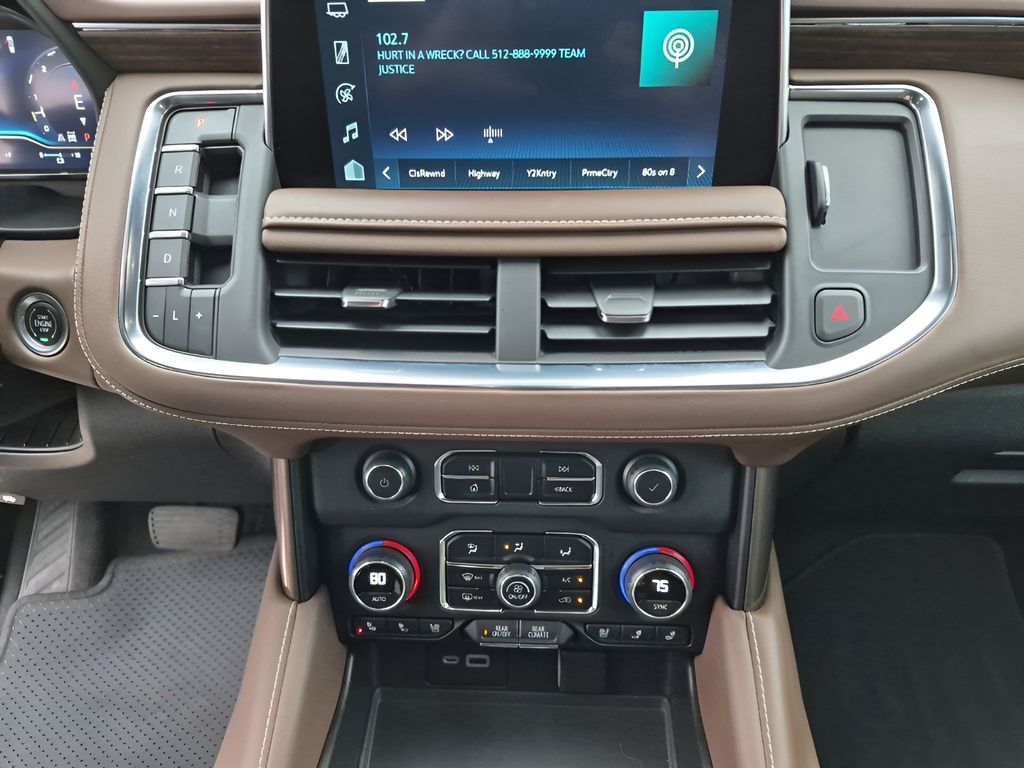 Used 2023 White Chevrolet High Country image 40