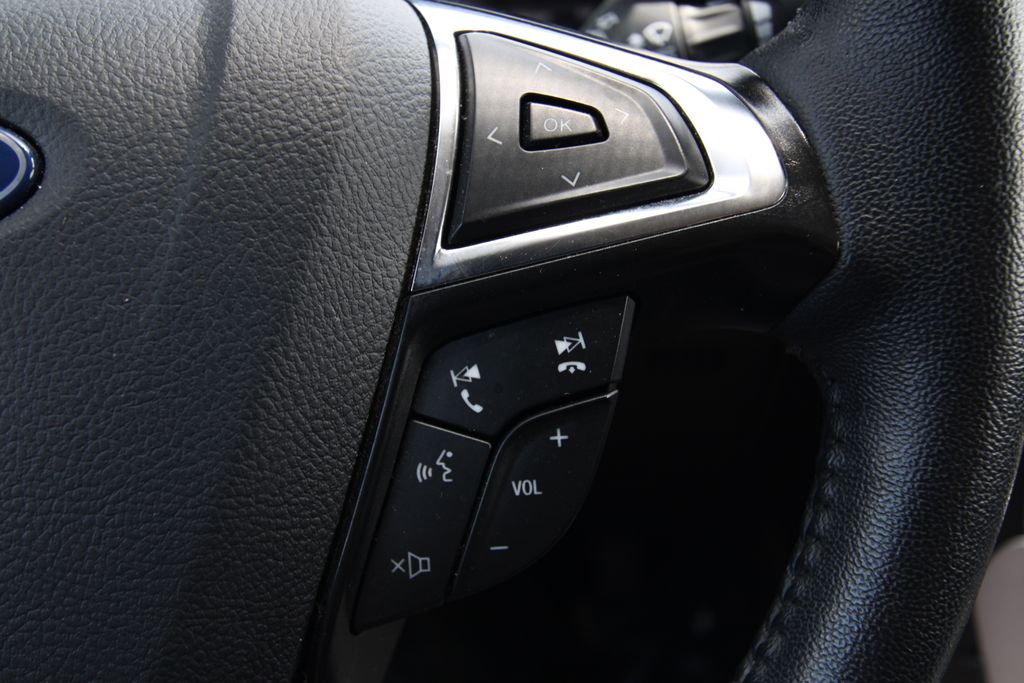 Used 2024 Ford Edge SUV