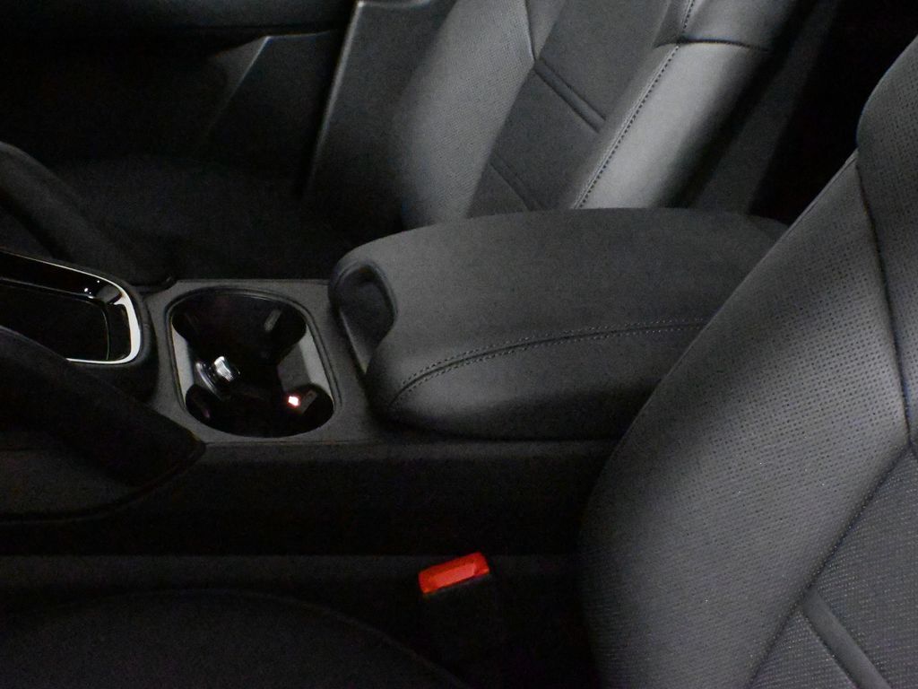 Thumbnail: 2026 Porsche  - 27