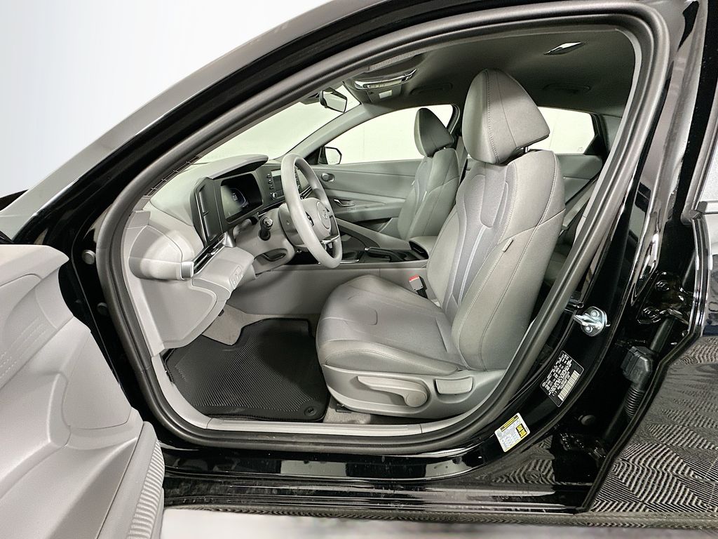 Thumbnail: 2026 Hyundai Elantra - 15