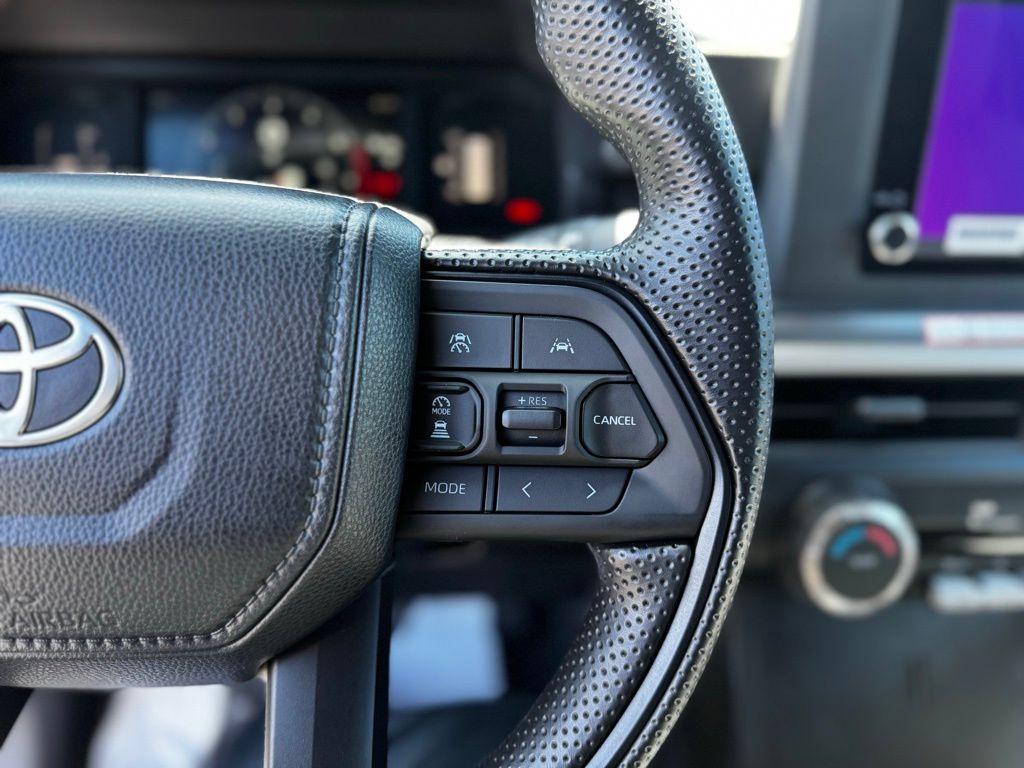 2025 Toyota Tacoma SR5 Double Cab photo 18