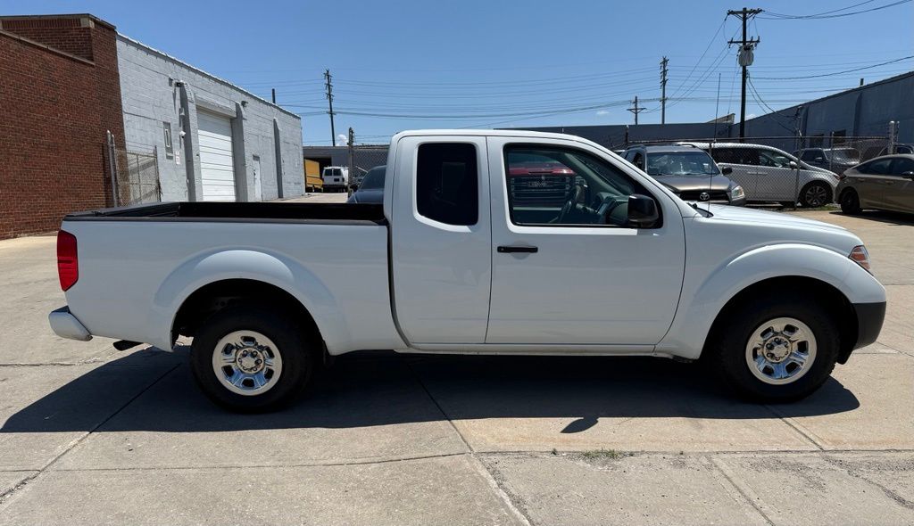 2019 Nissan Frontier S - Image 5