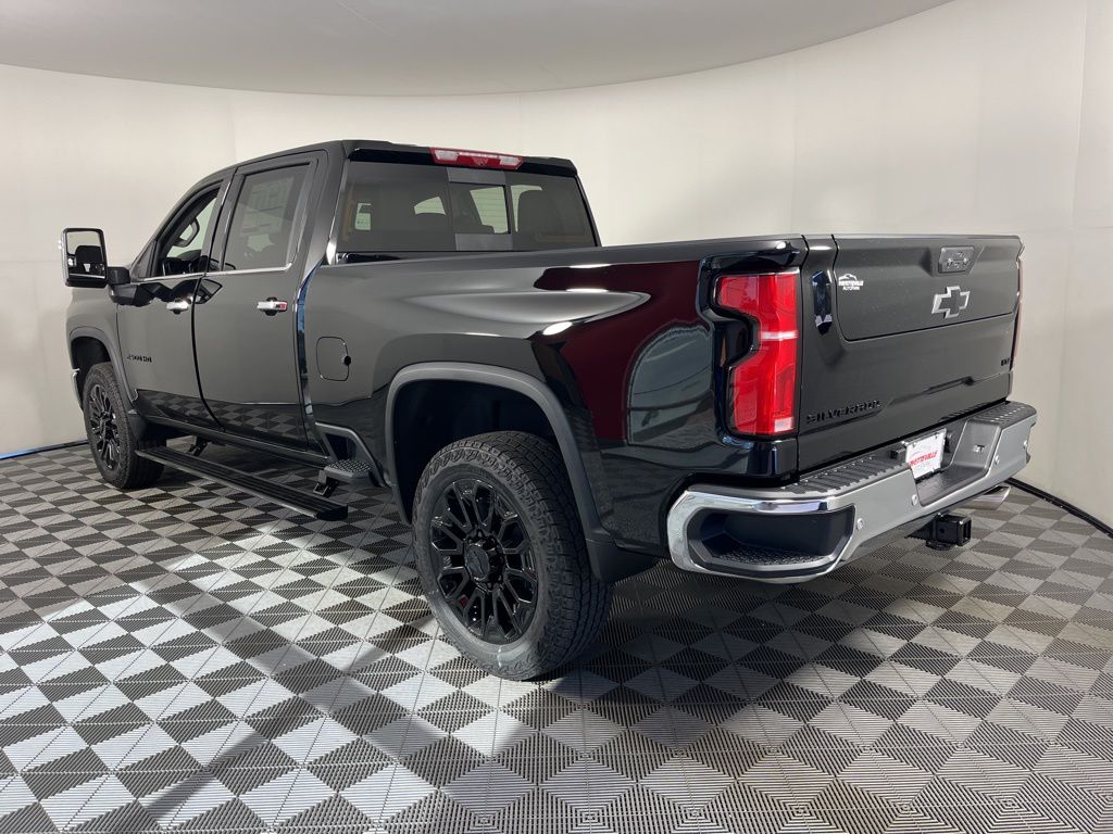 Thumbnail: 2026 Chevrolet Silverado 2500 - 3