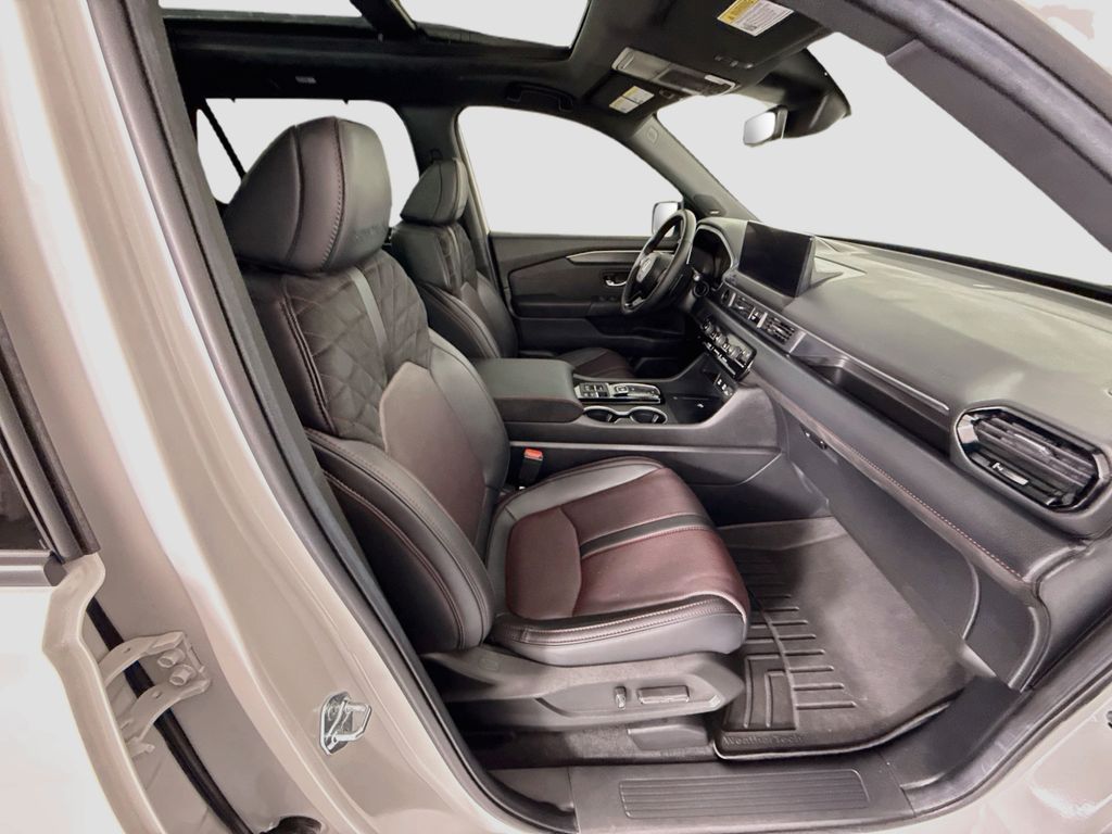 Thumbnail: 2026 Honda Pilot - 20
