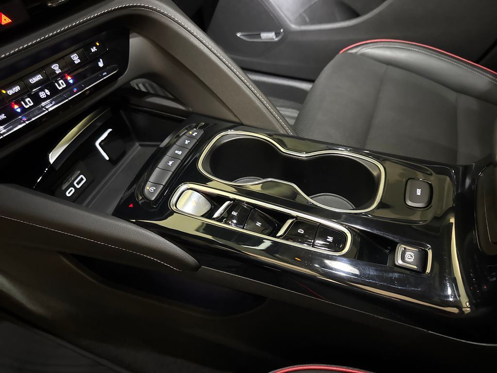 2022 Ebony Twilight Metallic Buick Envision Essence FWD SUV
