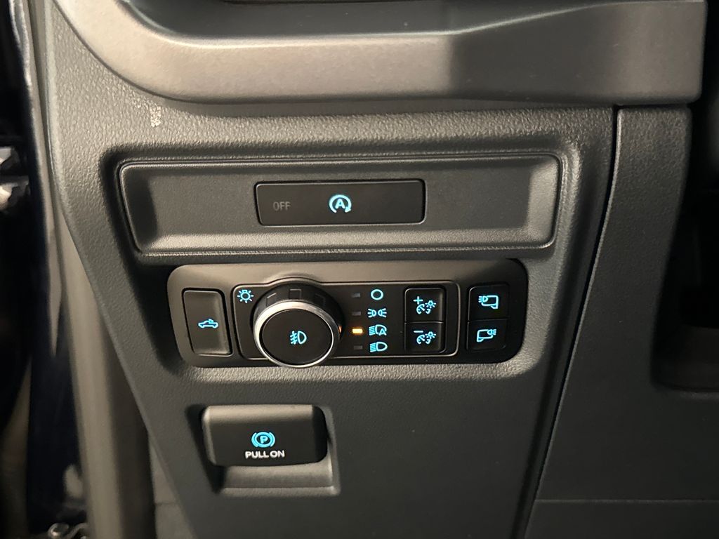 Certified Used 2025 Blue Ford XLT image 19