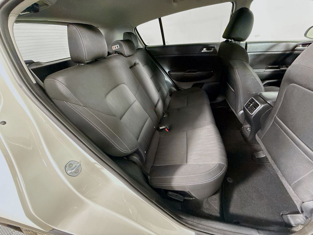 Thumbnail: 2019 Kia Sportage - 25