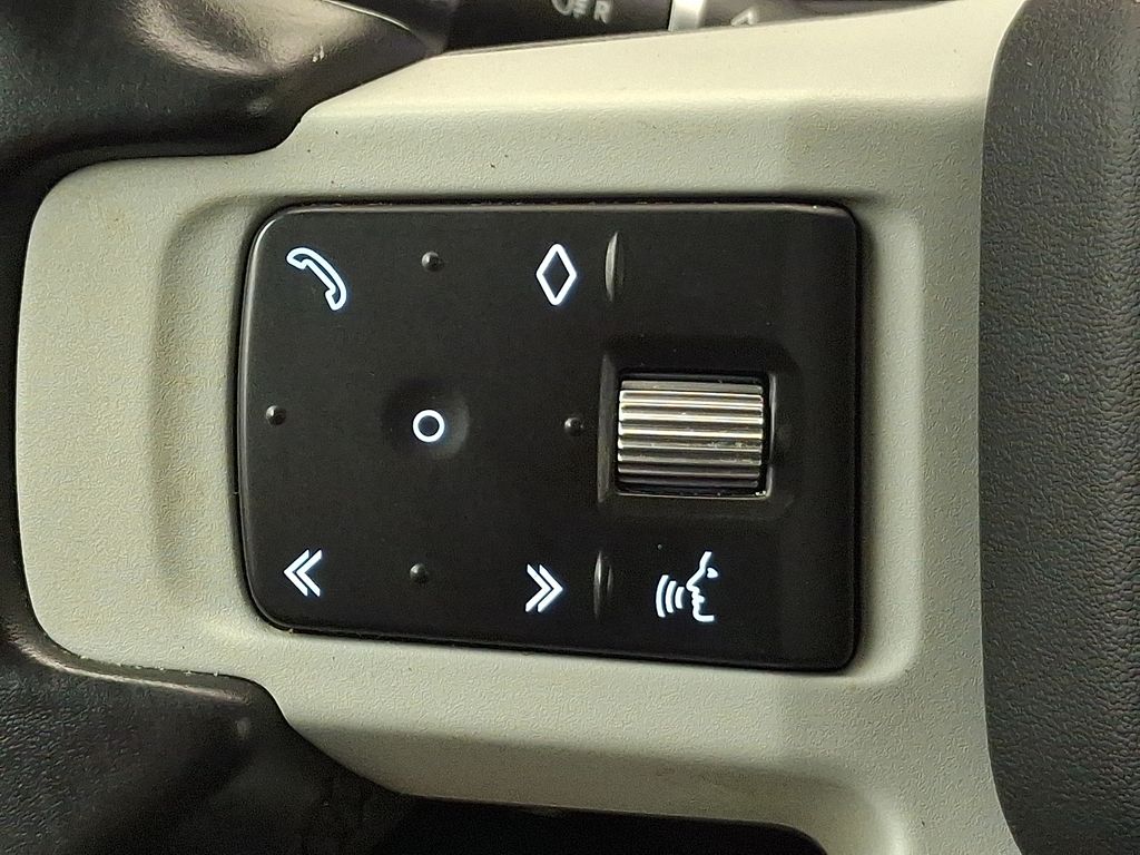 Thumbnail: 2020 Land Rover Defender - 21