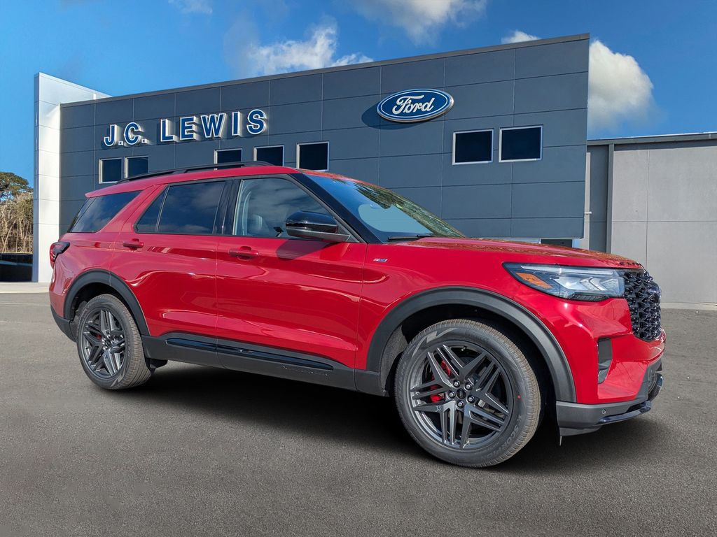 2026 Ford Explorer ST-LINE's photo