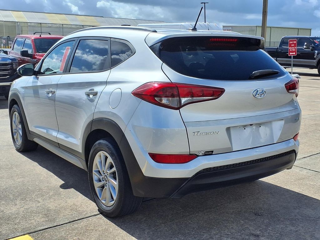 2017 Hyundai Tucson SE Silver at Baytown Hyundai