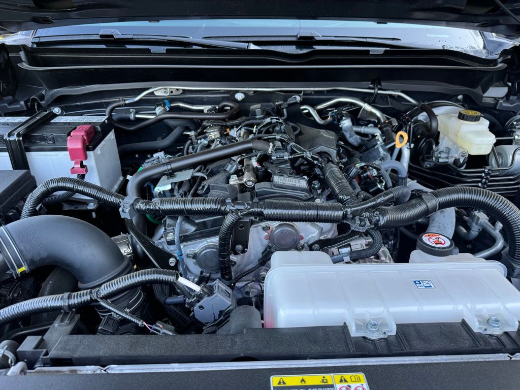 2024 Toyota Tacoma SR5 10