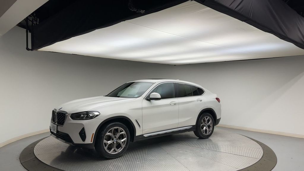 2022 BMW X4 xDrive30i 4