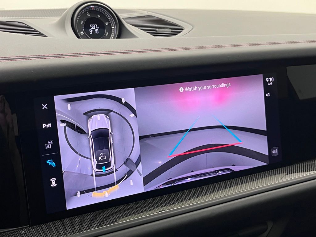 2025 Porsche   18
