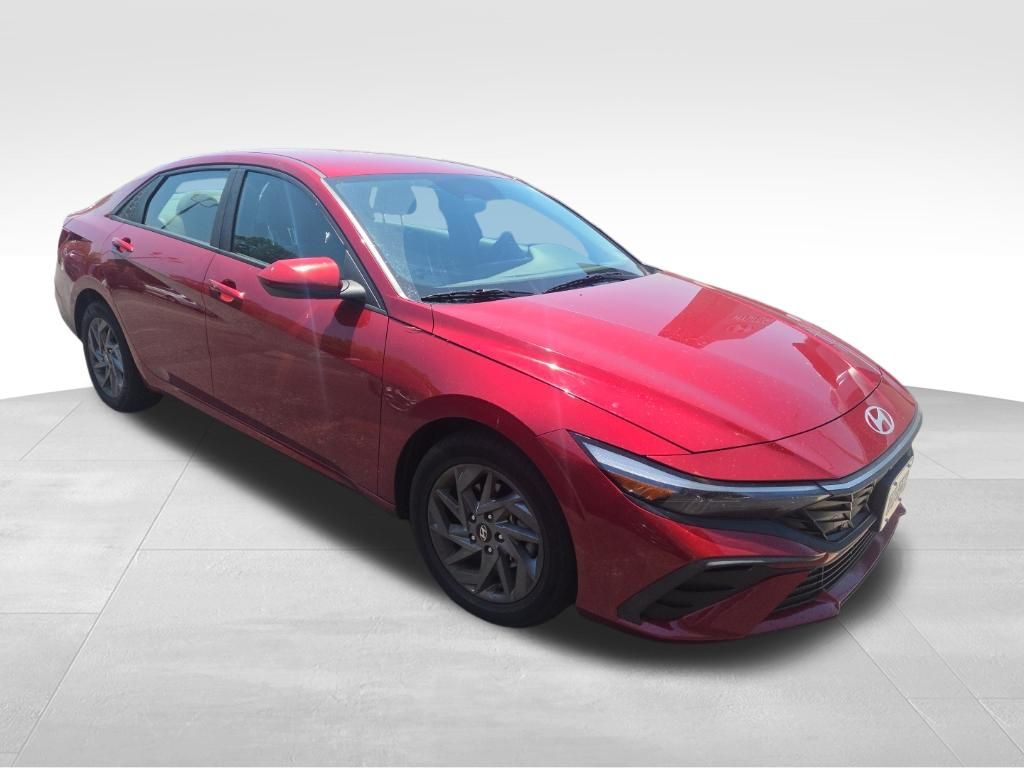 2024 Hyundai Elantra 2.0 SEL IVT's photo