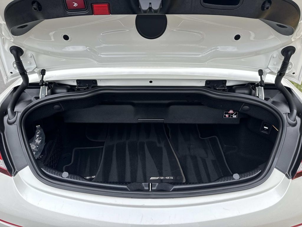 Thumbnail: 2021 Mercedes-Benz C-Class - 29