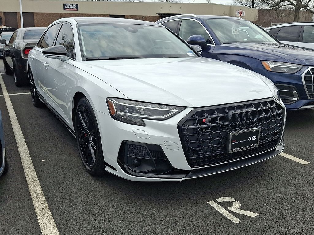 Thumbnail: 2023 Audi S8 - 3