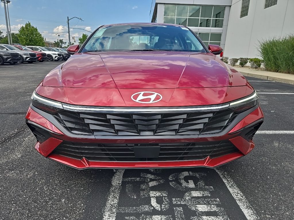 Thumbnail: 2025 Hyundai Elantra - 3