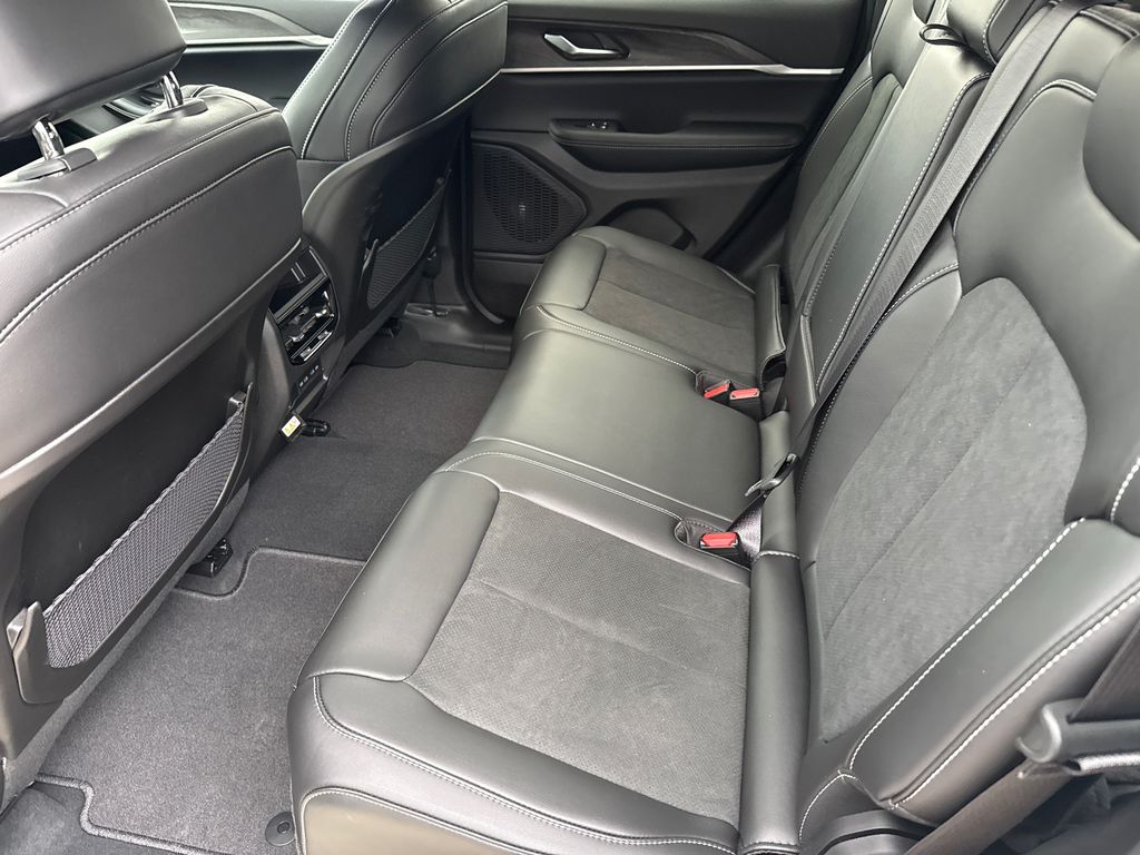 New 2026 Jeep Grand Cherokee SUV