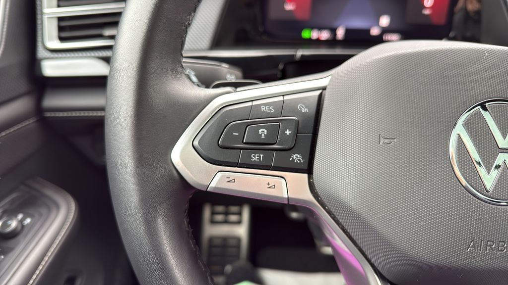 2025 Volkswagen Atlas Cross Sport