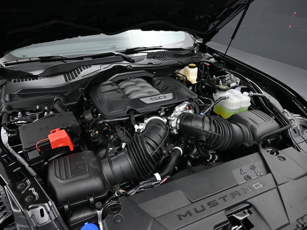 2025 Ford Mustang GT Premium Fastback