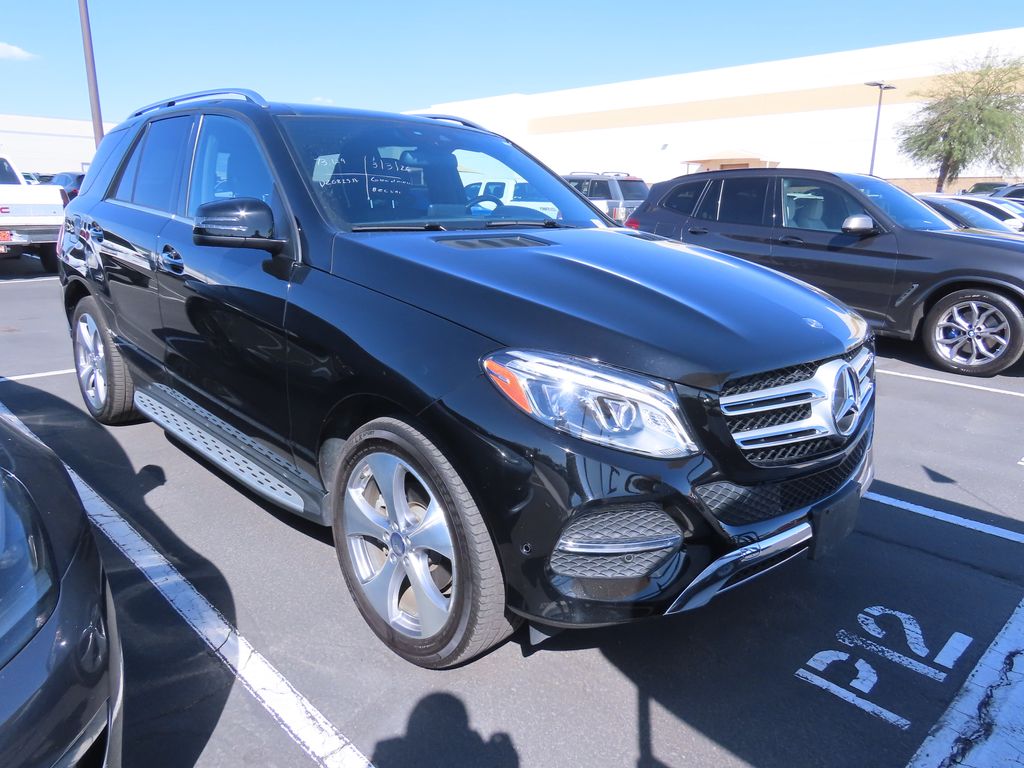 Thumbnail: 2017 Mercedes-Benz GLE - 2