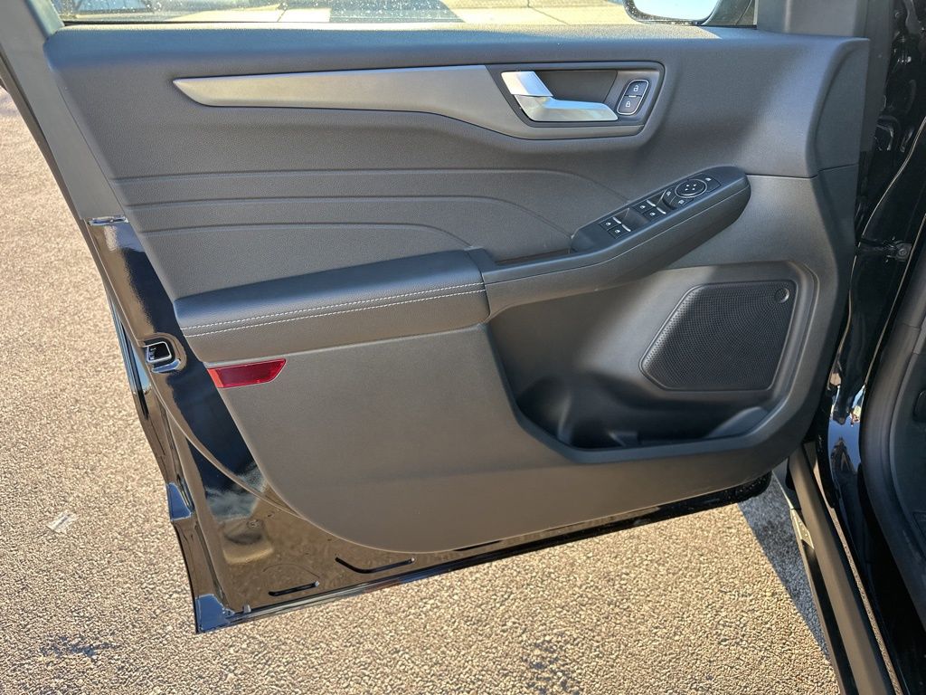 2026 Ford Escape Plug-In Hybrid Base - 9