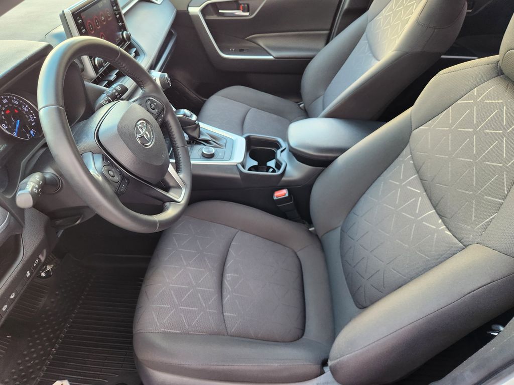 2020 Toyota RAV4 Hybrid XLE White at Community Toyota