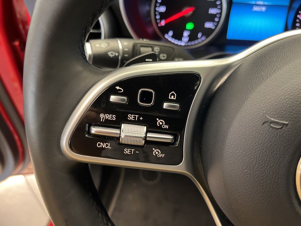 Thumbnail: 2022 Mercedes-Benz GLC - 14