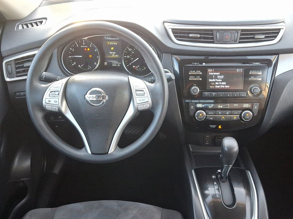 Thumbnail: 2016 Nissan Rogue - 12