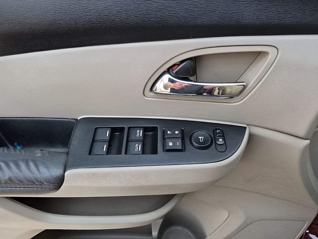 Used Car 2016 Honda Odyssey  Ex-l For Sale Under $20,000 In Austin, Texas