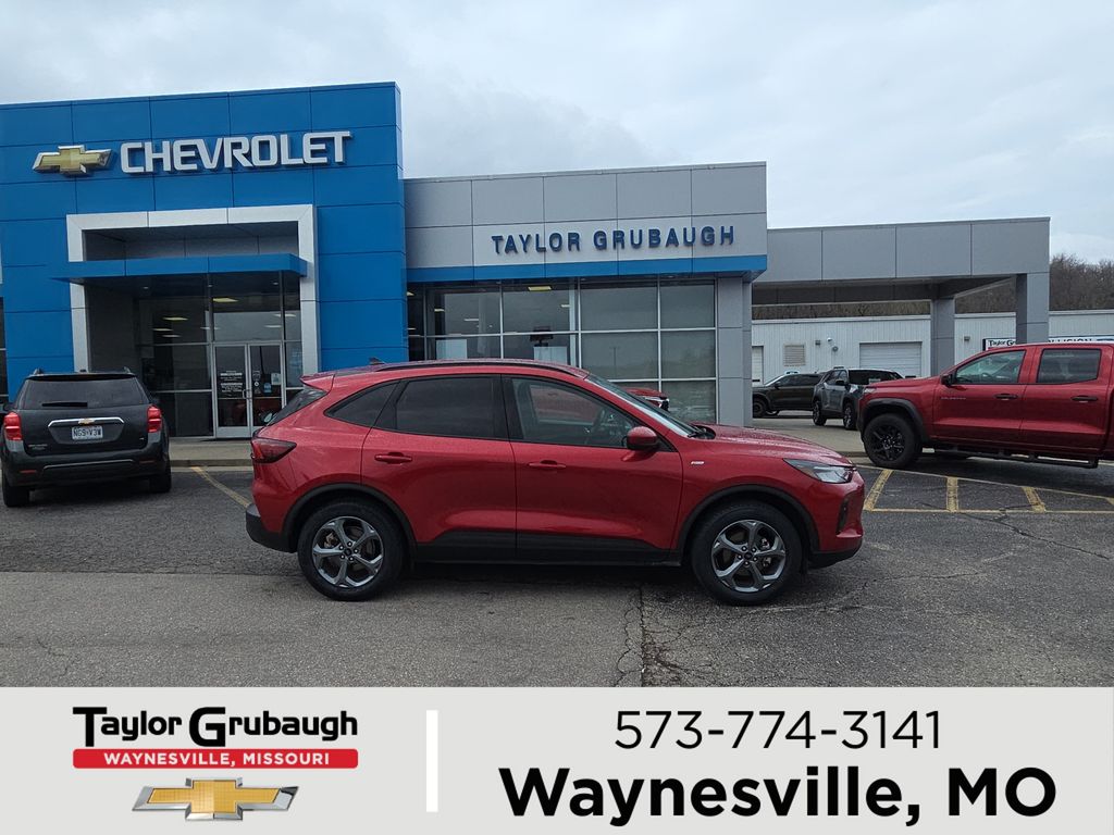 2025 Ford Escape ST-Line Select AWD