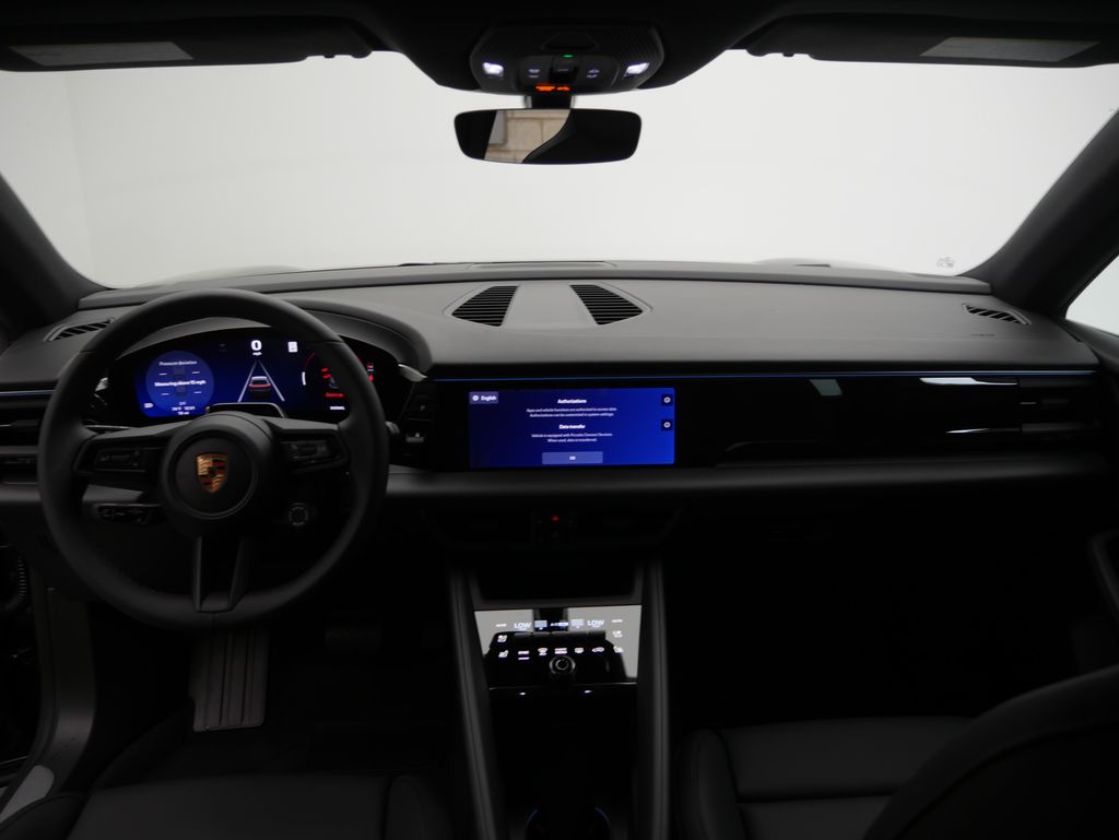 Thumbnail: 2026 Porsche Macan - 30