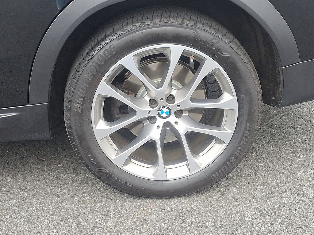 Thumbnail: 2022 BMW X6 - 7