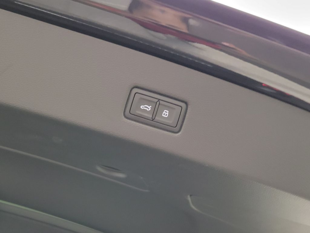 Thumbnail: 2024 Audi RS 7 - 10