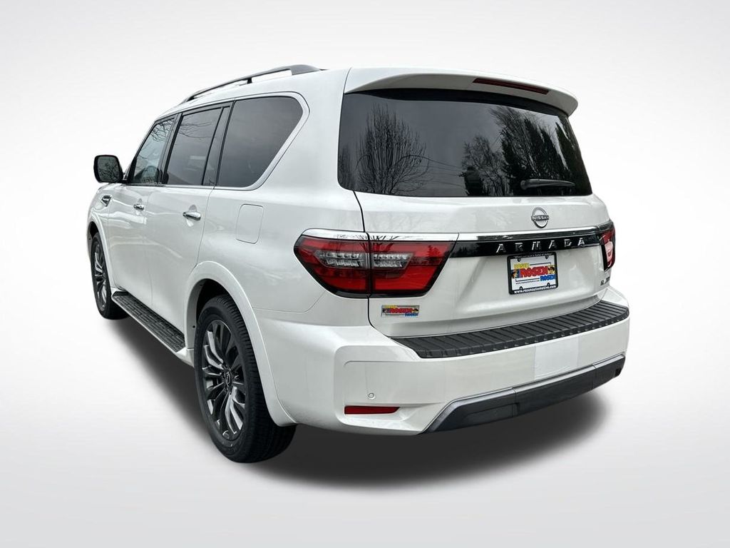 2024 Nissan Armada Platinum photo