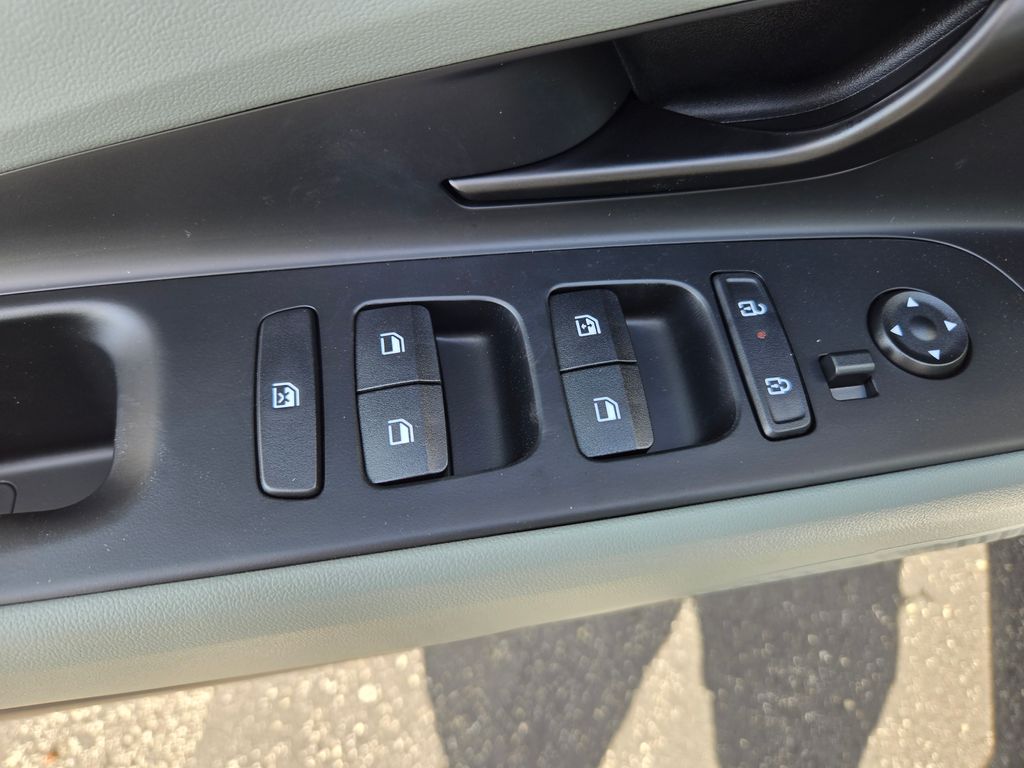 Thumbnail: 2025 Hyundai Elantra - 20