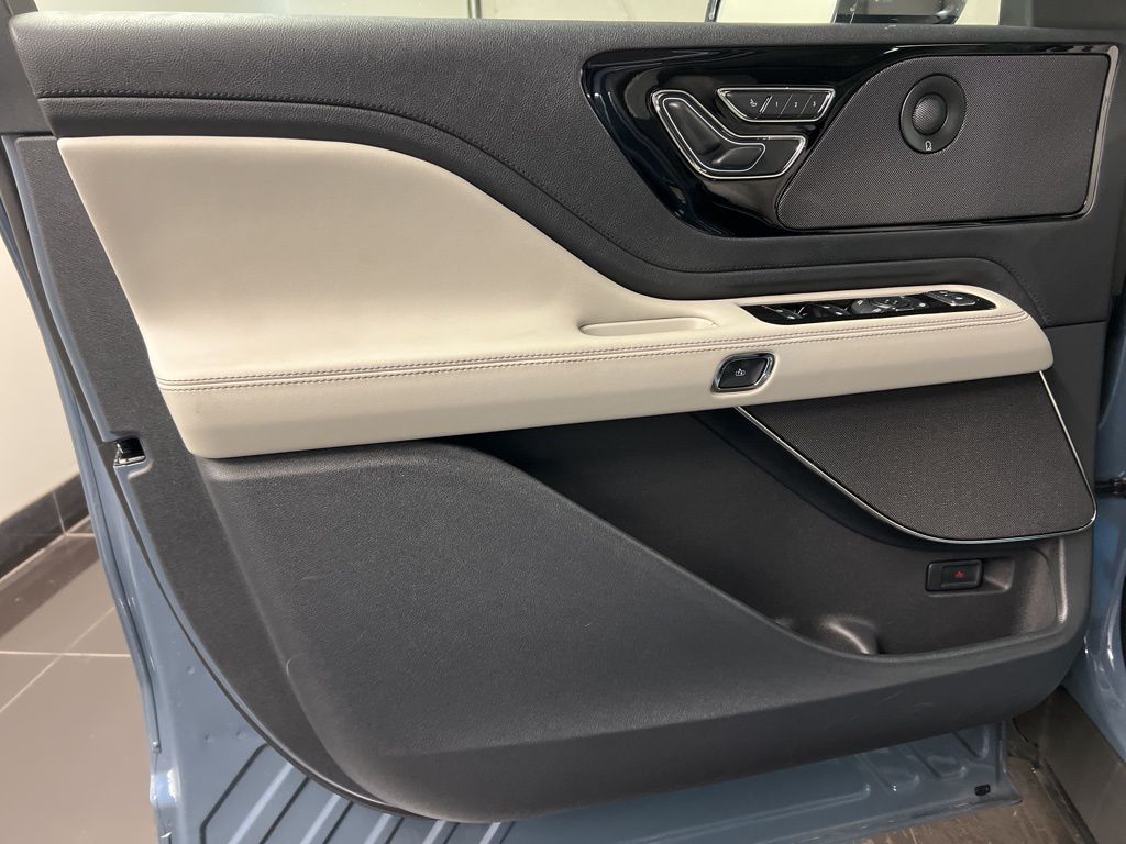 2026 Lincoln Aviator Premiere - Photo 28