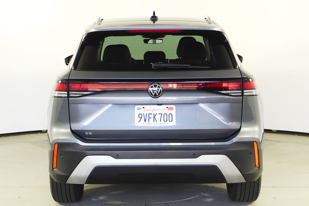 Thumbnail: 2025 Volkswagen Tiguan - 8