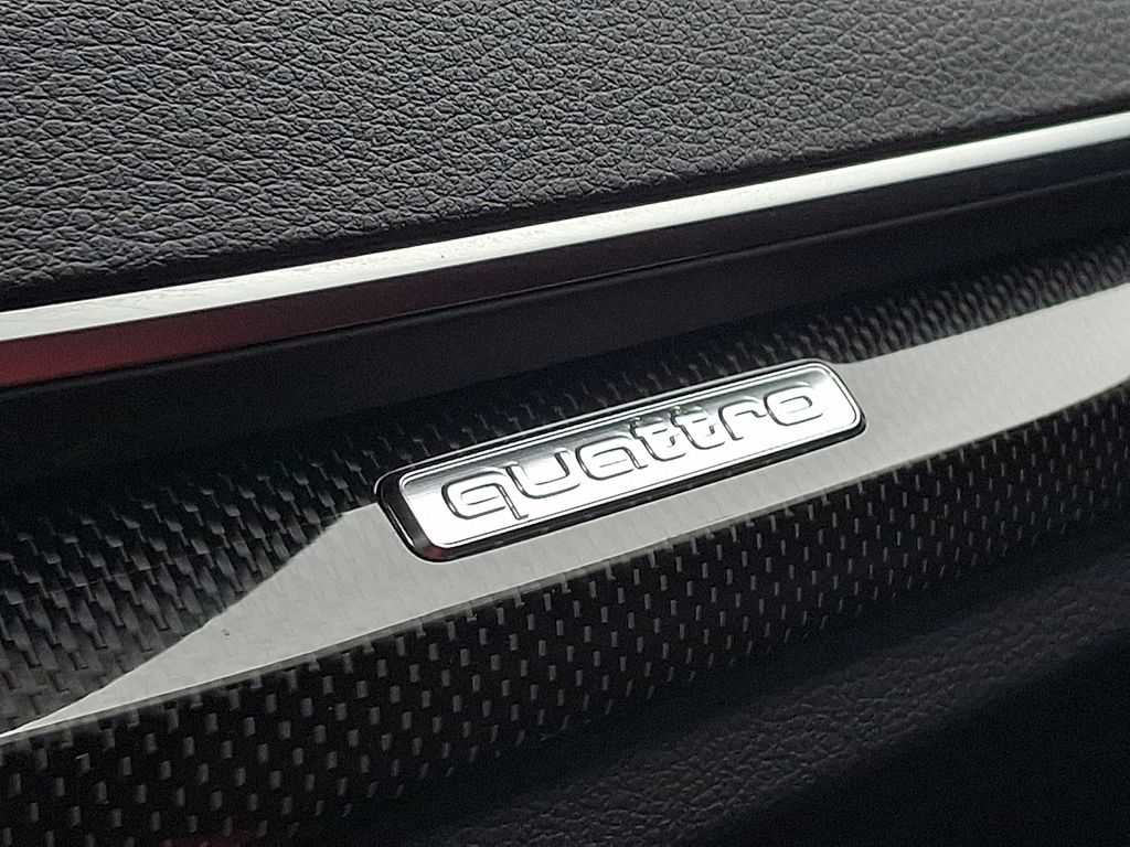 Thumbnail: 2024 Audi SQ5 - 26