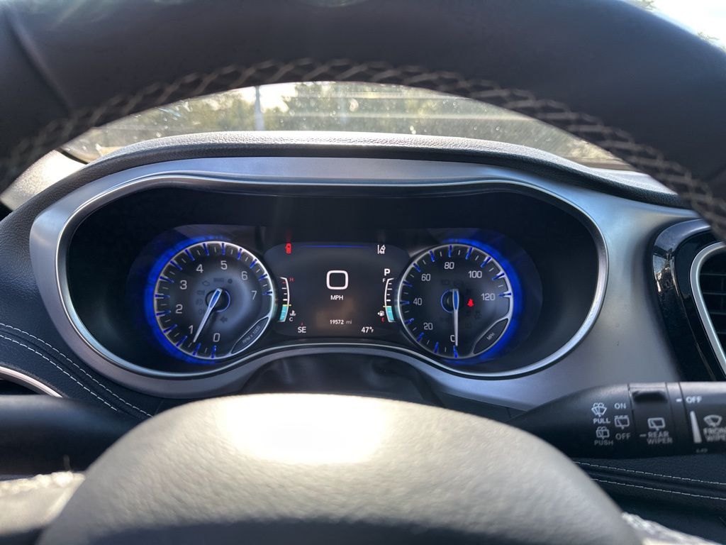 Used Car 2025 Chrysler Pacifica  Limited For Sale Under $40,000 In Austin, Texas