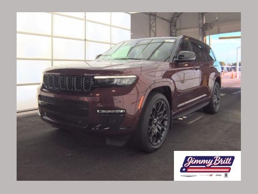2025 Jeep Grand Cherokee L Summit 4WD
