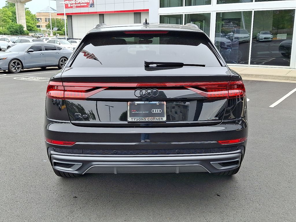 2023 Audi Q8 Premium Plus 5