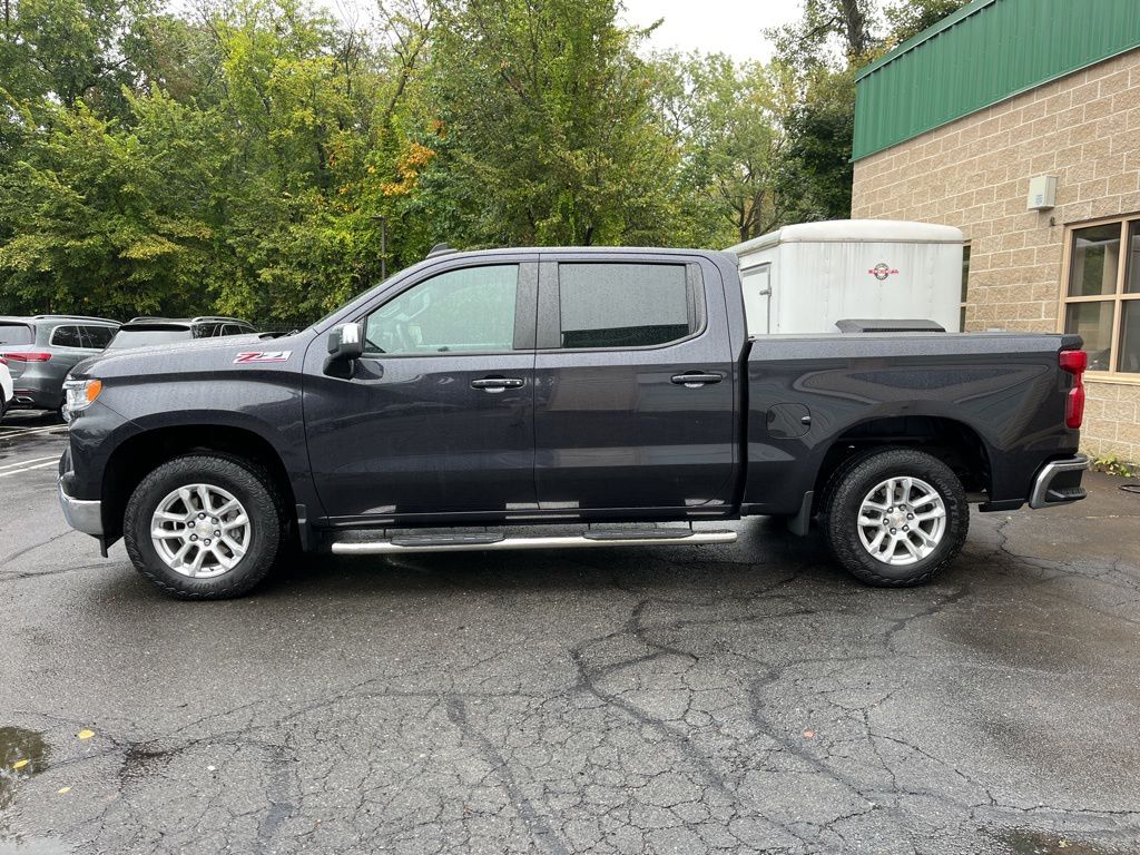 Thumbnail: 2022 Chevrolet Silverado 1500 - 8