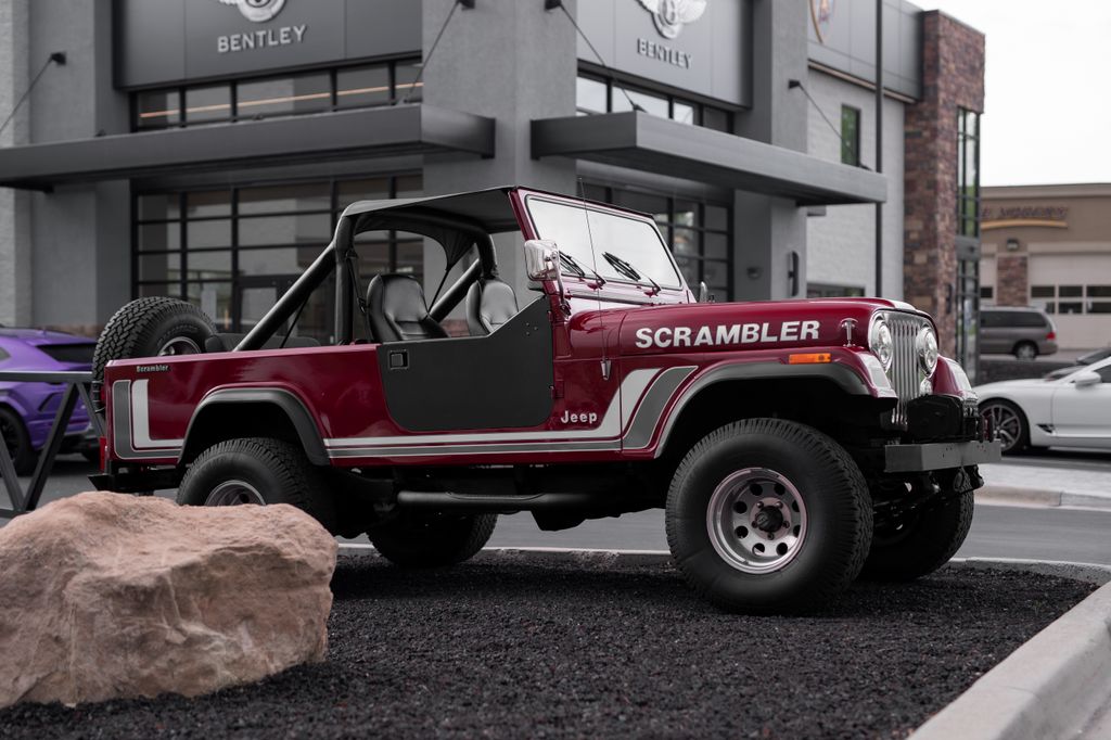 1982 Jeep CJ-8 Scrambler's photo
