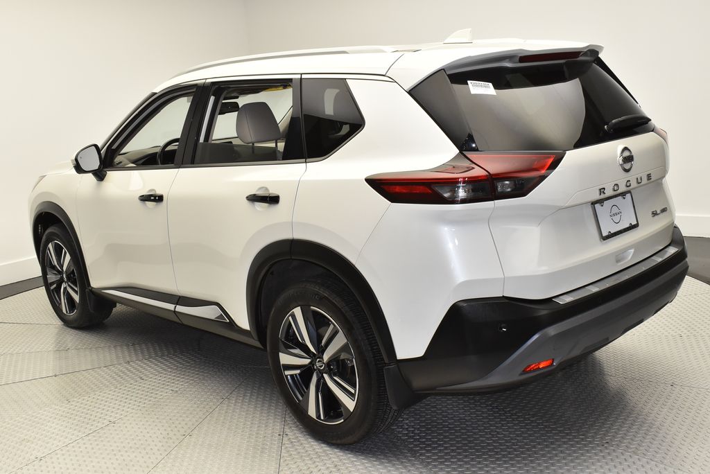 Thumbnail: 2021 Nissan Rogue - 7