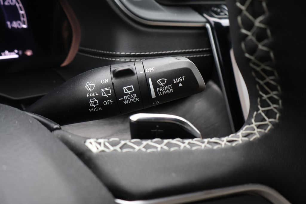 Thumbnail: 2024 Jeep Grand Cherokee L - 22